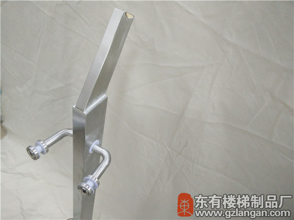 工程管狀玻璃空心不銹鋼欄桿立柱DY-8139實(shí)心掛件配實(shí)心玻璃釘