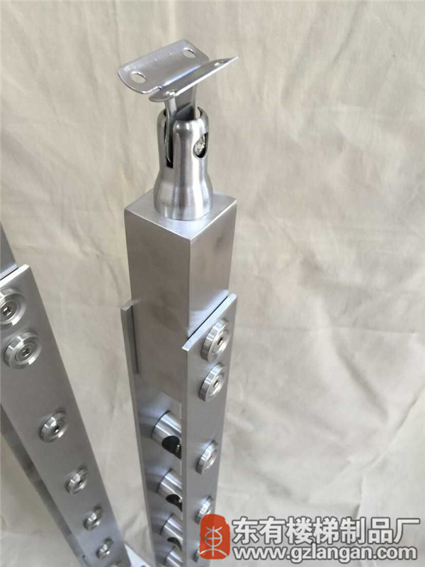 鈦金雙管穿孔不銹鋼扶手立柱DY-8164精鑄實心立柱頭
