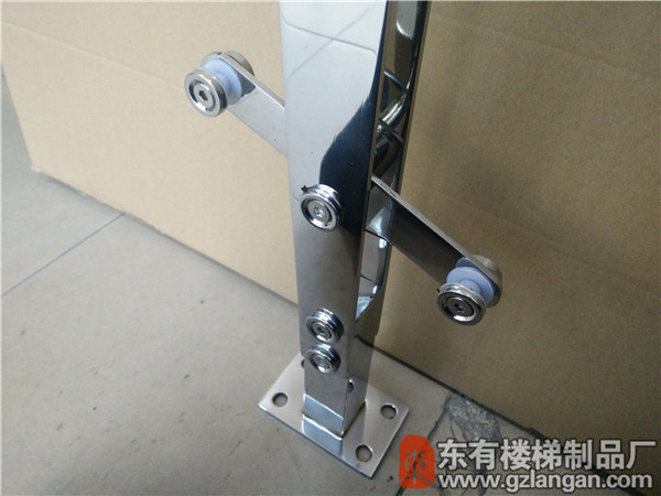 雙扁普通不銹鋼玻璃扶手立柱DY-8207（5mm厚精磨掛件）