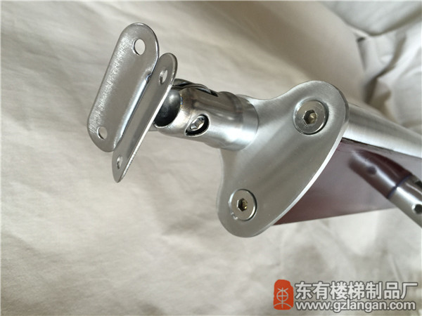 不銹鋼夾木玻璃扶手立柱DY-8231（加厚托片）