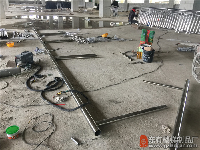 蘿崗錦香閣食品廠房不銹鋼護欄不銹鋼欄桿拼接3