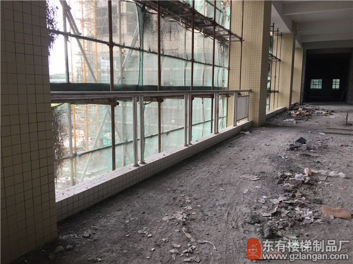 蘿崗錦香閣食品廠房不銹鋼護欄不銹鋼欄桿安裝2