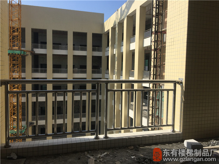蘿崗錦香閣食品廠房不銹鋼護欄不銹鋼欄桿安裝5