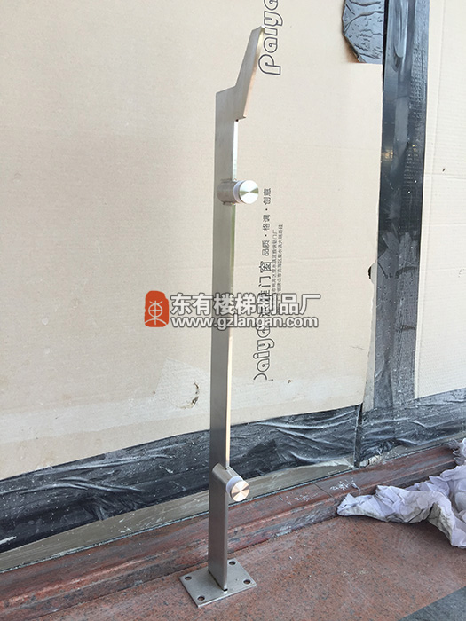 私人訂制款不銹鋼玻璃欄桿立柱DIY-003