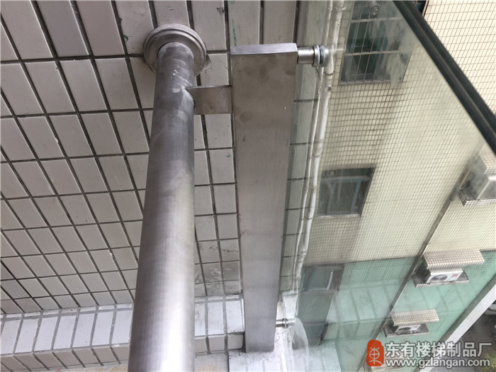 實心園棒加工的玻璃釘是空心的5倍強度
