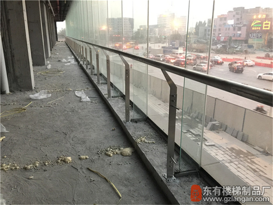 安裝完成后非常穩固安全