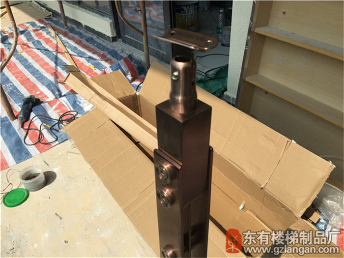 玫瑰金不銹鋼立柱DY-8207