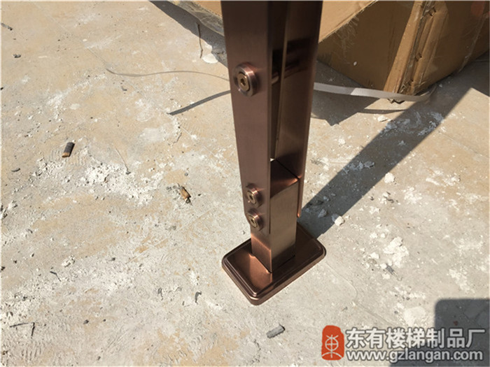 玫瑰金不銹鋼立柱DY-8207不銹鋼菱形立柱板身