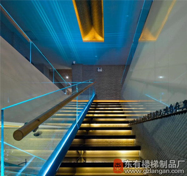 樓梯設計之光5