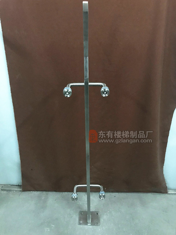 直徑12mm實(shí)心圓棒玻璃掛件