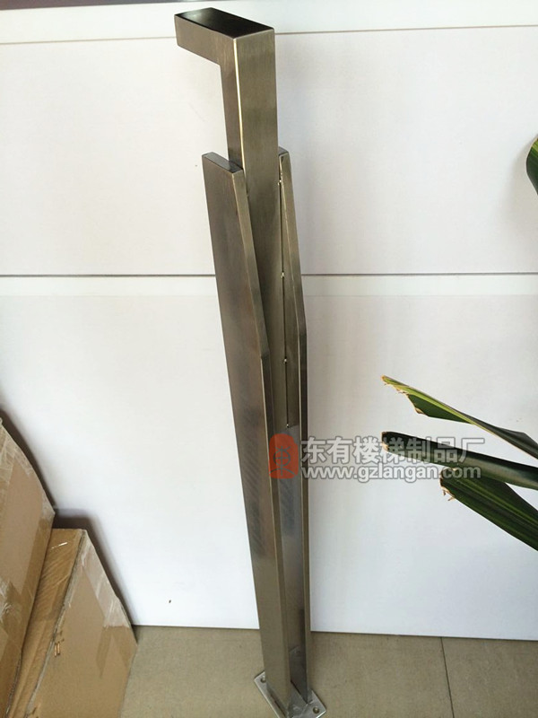 把線切割完的地方再做滿焊封口處理