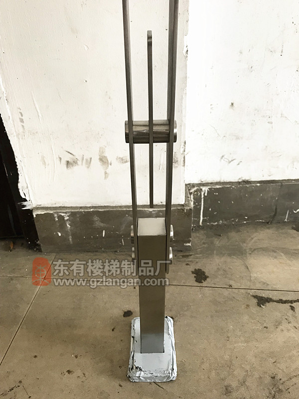 面管可以直接放到立柱頂部焊接