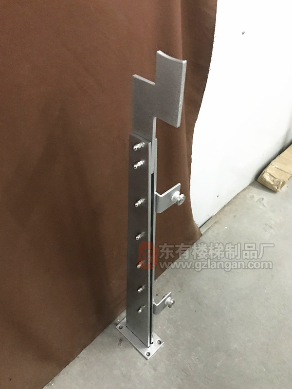 烤銀色氟碳漆