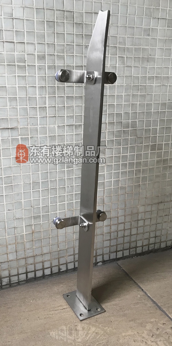 按客戶要求調整刀頭的斜度和高度