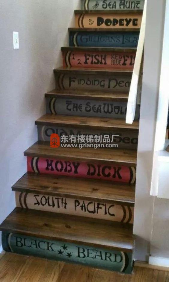 書寫不同的字體做裝飾