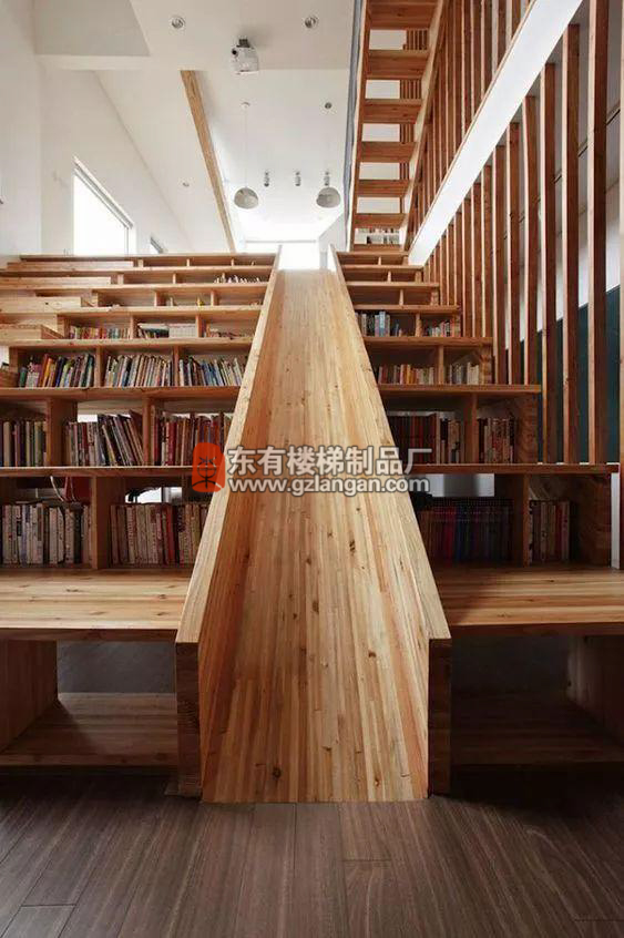 書柜+滑梯的組合
